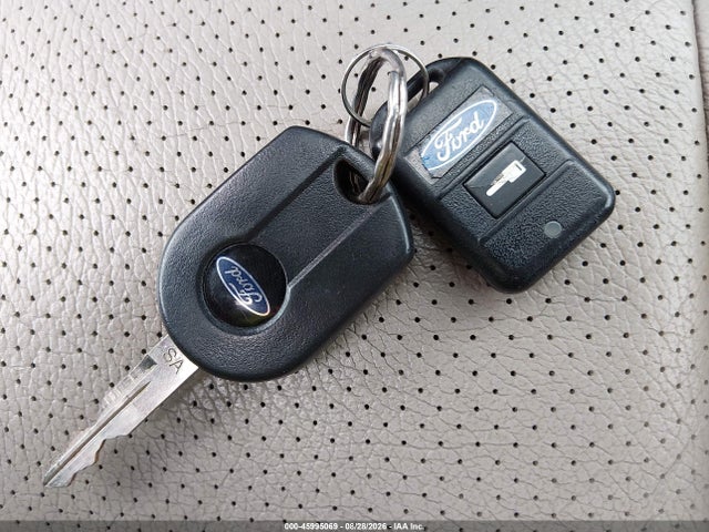 Продаж на аукціоні авто 2013 Ford Expedition Limited, vin: 1FMJU2A52DEF13575, номер лоту: 45995069