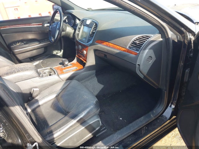 2013 Chrysler 300 Motown მანქანა იყიდება აუქციონზე, vin: 2C3CCAAG0DH509730, აუქციონის ნომერი: 45995103