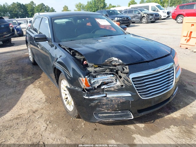 2013 Chrysler 300 Motown მანქანა იყიდება აუქციონზე, vin: 2C3CCAAG0DH509730, აუქციონის ნომერი: 45995103