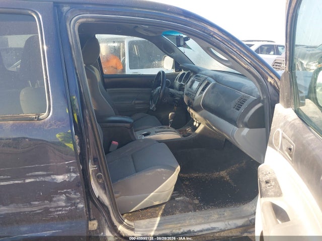 2013 Toyota Tacoma Base V6 მანქანა იყიდება აუქციონზე, vin: 3TMLU4EN1DM127274, აუქციონის ნომერი: 45995128