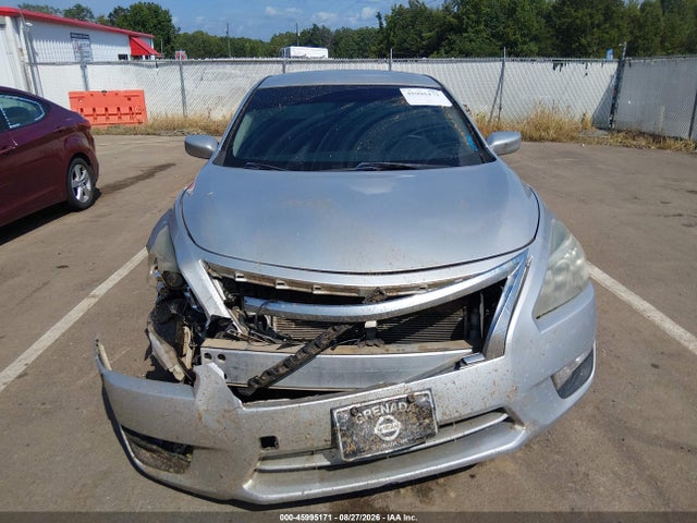 2015 Nissan Altima 2.5/2.5 S/2.5 Sl/2.5 Sv მანქანა იყიდება აუქციონზე, vin: 1N4AL3AP0FN342154, აუქციონის ნომერი: 45995171