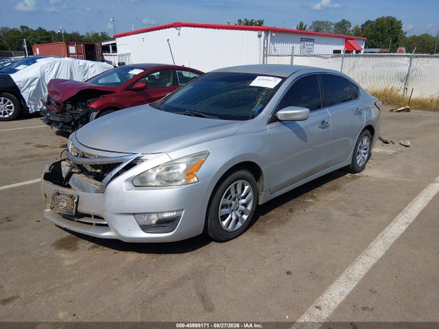 2015 Nissan Altima 2.5/2.5 S/2.5 Sl/2.5 Sv მანქანა იყიდება აუქციონზე, vin: 1N4AL3AP0FN342154, აუქციონის ნომერი: 45995171