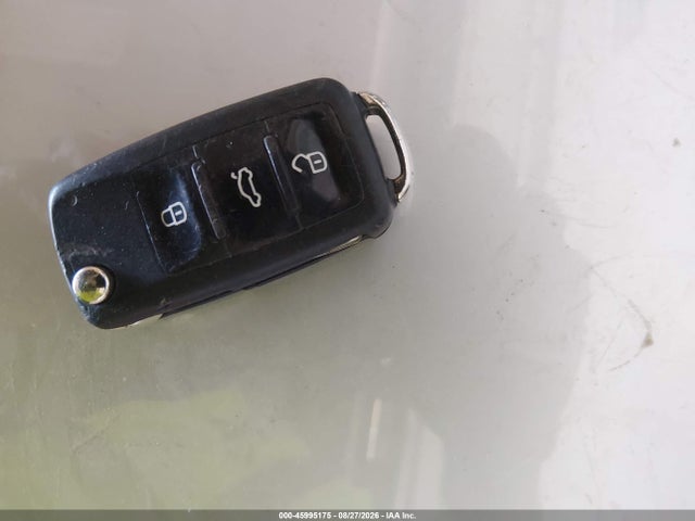 2012 Volkswagen Beetle 2.5l მანქანა იყიდება აუქციონზე, vin: 3VWJP7AT8CM659380, აუქციონის ნომერი: 45995175