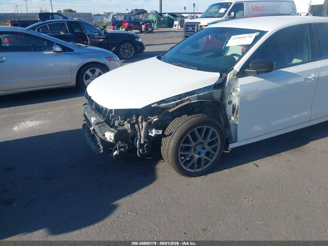 3VWD17AJ3GM269628 Volkswagen Jetta 1.8t Sport