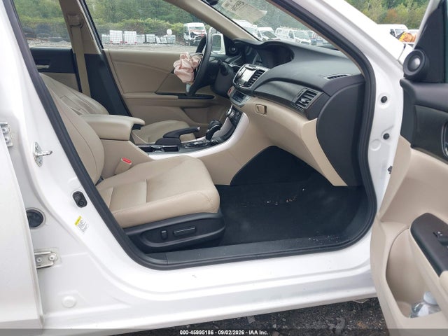 Продаж на аукціоні авто 2015 Honda Accord Ex-l, vin: 1HGCR2F83FA202802, номер лоту: 45995186