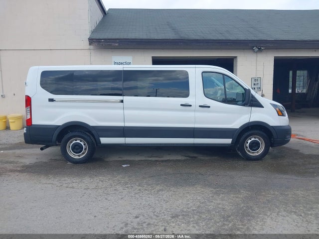 45995252 :رقم المزاد ، 1FBAX2Y8XNKA45288 vin ، 2022 Ford Transit-350 Passenger Van Xl مزاد بيع