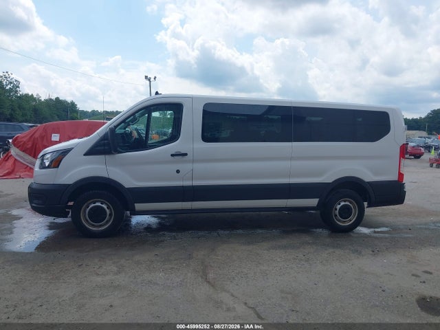 45995252 :رقم المزاد ، 1FBAX2Y8XNKA45288 vin ، 2022 Ford Transit-350 Passenger Van Xl مزاد بيع