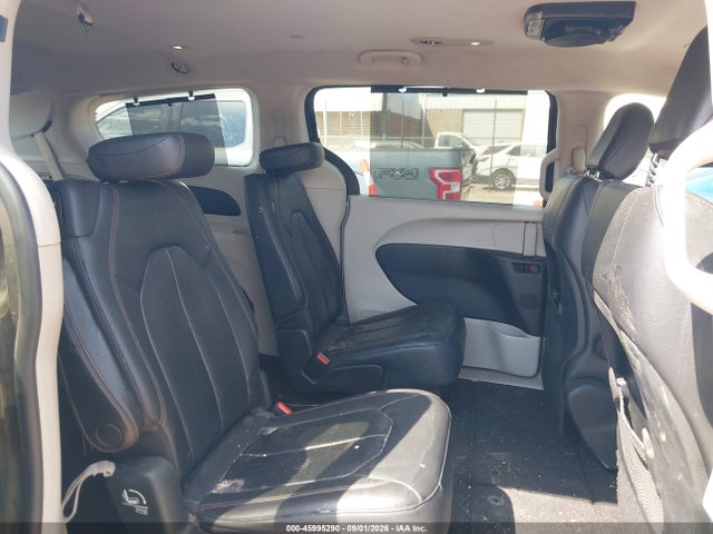 Продажа на аукционе авто 2018 Chrysler Pacifica Touring L, vin: 2C4RC1BG2JR124437, номер лота: 45995290
