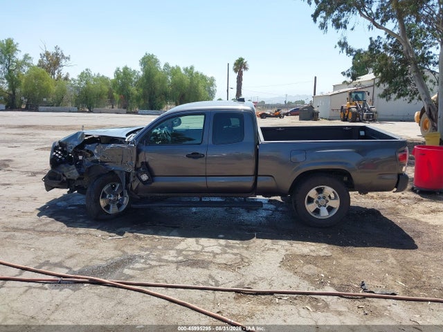 2018 Toyota Tacoma Sr მანქანა იყიდება აუქციონზე, vin: 5TFRX5GN8JX116184, აუქციონის ნომერი: 45995295