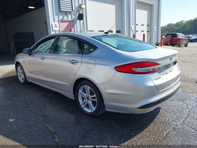 45995297 :رقم المزاد ، 3FA6P0UU8JR235806 vin ، 2018 Ford Fusion Hybrid S مزاد بيع