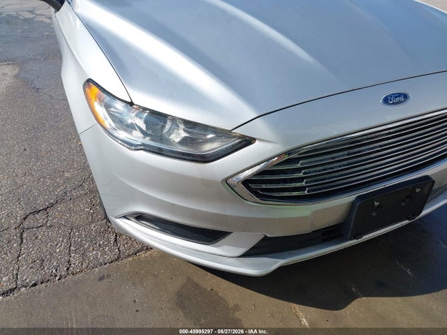 45995297 :رقم المزاد ، 3FA6P0UU8JR235806 vin ، 2018 Ford Fusion Hybrid S مزاد بيع