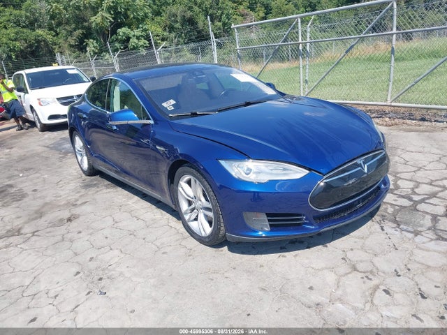 Продаж на аукціоні авто 2015 Tesla Model S 70d/85d/p85d, vin: 5YJSA1S27FF088209, номер лоту: 45995306
