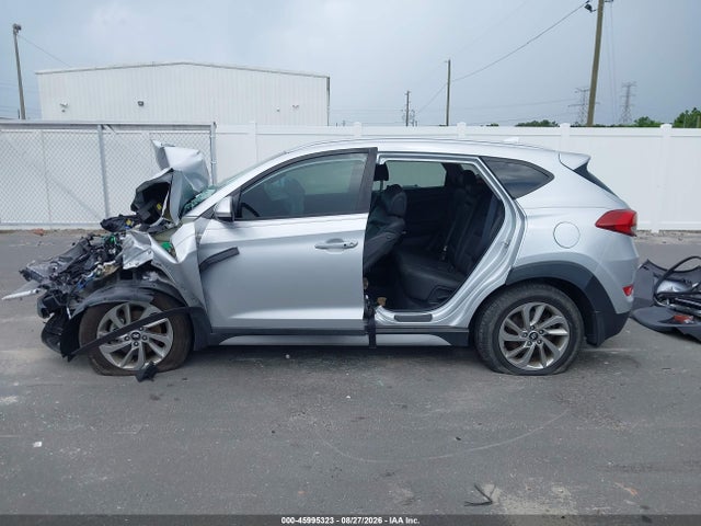 45995323 :رقم المزاد ، KM8J33A42JU759396 vin ، 2018 Hyundai Tucson Sel Plus مزاد بيع