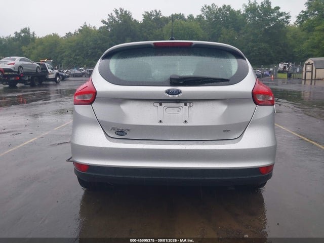 Продаж на аукціоні авто 2015 Ford Focus Se, vin: 1FADP3K28FL364841, номер лоту: 45995375