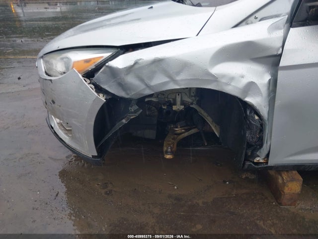 Продаж на аукціоні авто 2015 Ford Focus Se, vin: 1FADP3K28FL364841, номер лоту: 45995375