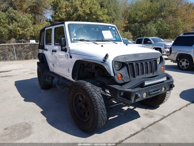 45995411 :رقم المزاد ، 1C4HJWDG4DL605489 vin ، 2013 Jeep Wrangler Unlimited Sport مزاد بيع