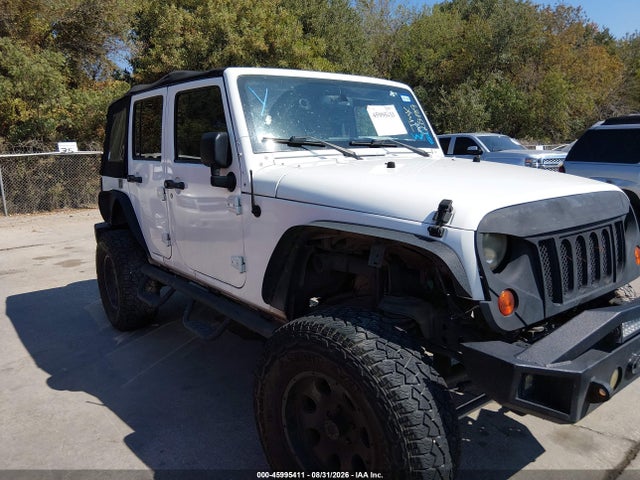 45995411 :رقم المزاد ، 1C4HJWDG4DL605489 vin ، 2013 Jeep Wrangler Unlimited Sport مزاد بيع