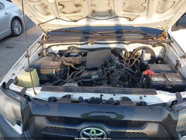 2013 Toyota Tacoma Prerunner მანქანა იყიდება აუქციონზე, vin: 5TFTX4GN3DX018281, აუქციონის ნომერი: 45995414