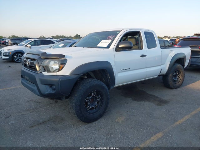 2013 Toyota Tacoma Prerunner მანქანა იყიდება აუქციონზე, vin: 5TFTX4GN3DX018281, აუქციონის ნომერი: 45995414