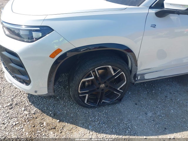 Продаж на аукціоні авто 2025 Volkswagen Tiguan 2.0t Sel R-line, vin: 3VVLR7RM4SM014972, номер лоту: 45995417