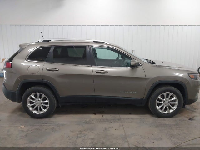 45995430 :رقم المزاد ، 1C4PJMCB1KD412570 vin ، 2019 Jeep Cherokee Latitude 4x4 مزاد بيع