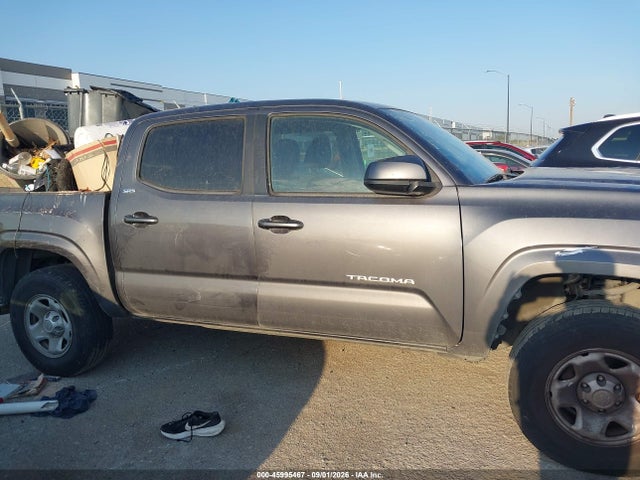 45995467 :رقم المزاد ، 3TMAZ5CNXGM002635 vin ، 2016 Toyota Tacoma Sr5 V6 مزاد بيع