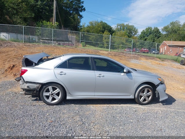 45995472 :رقم المزاد ، 4T1BF1FK2EU389550 vin ، 2014 Toyota Camry Se مزاد بيع