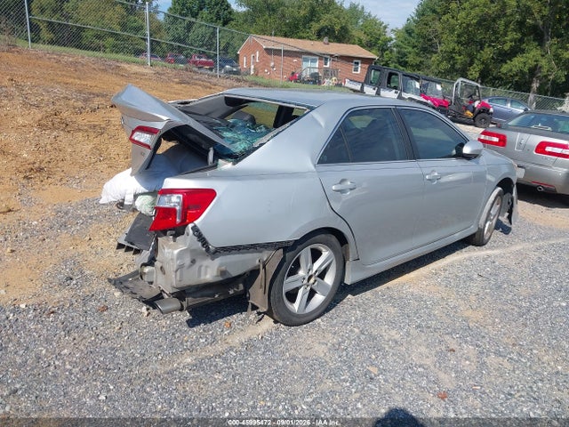 45995472 :رقم المزاد ، 4T1BF1FK2EU389550 vin ، 2014 Toyota Camry Se مزاد بيع
