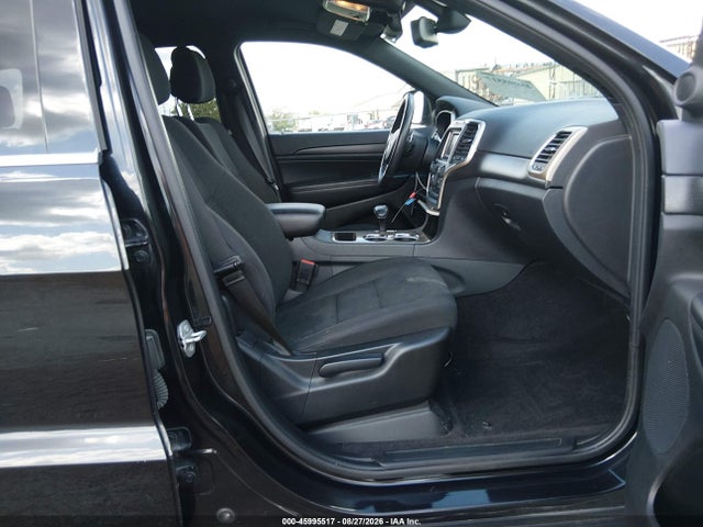 45995517 :رقم المزاد ، 1C4RJFAG5FC181686 vin ، 2015 Jeep Grand Cherokee Laredo مزاد بيع