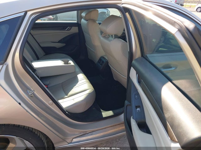 Продажа на аукционе авто 2018 Honda Accord Touring, vin: 1HGCV1F92JA135407, номер лота: 45995534