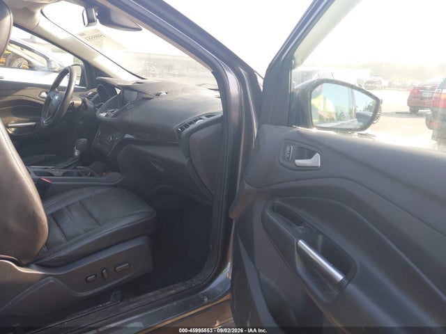 2018 Ford Escape Titanium მანქანა იყიდება აუქციონზე, vin: 1FMCU9J93JUA21224, აუქციონის ნომერი: 45995553