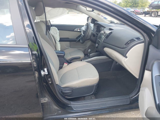 45995559 :رقم المزاد ، KNAFU5A22D5663698 vin ، 2013 Kia Forte Ex مزاد بيع