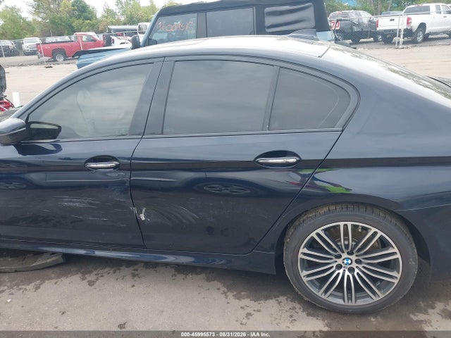 45995573 :رقم المزاد ، WBAJE7C33HG890742 vin ، 2017 Bmw 540i Xdrive مزاد بيع