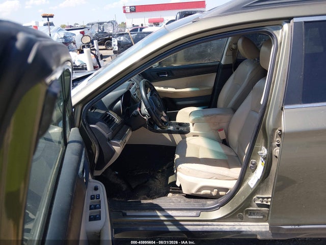 Продажа на аукционе авто 2015 Subaru Outback 2.5i Limited, vin: 4S4BSAJC6F3327829, номер лота: 45995604
