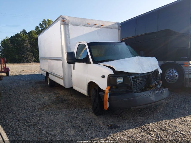 45995620 :رقم المزاد ، 1GD374CG8D1183345 vin ، 2013 Gmc Savana Cutaway 3500 مزاد بيع