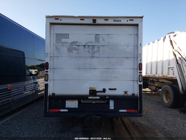 45995620 :رقم المزاد ، 1GD374CG8D1183345 vin ، 2013 Gmc Savana Cutaway 3500 مزاد بيع