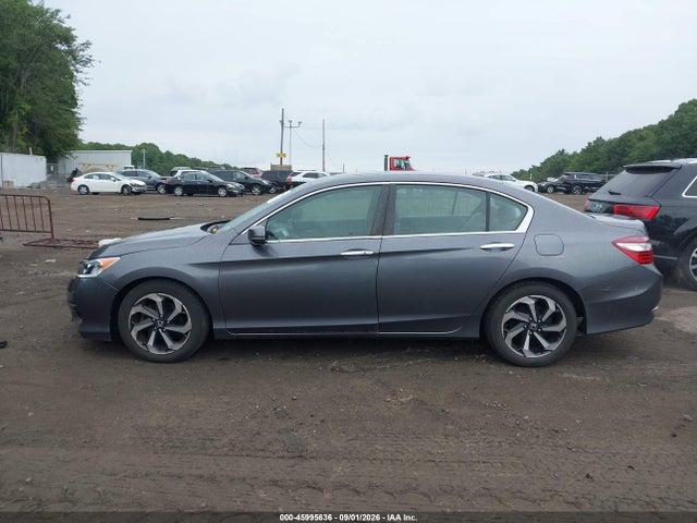 Продаж на аукціоні авто 2017 Honda Accord Ex-l, vin: 1HGCR2F82HA242923, номер лоту: 45995636