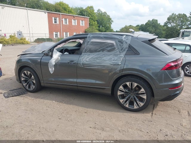 WA1EVBF12TD011656 Audi Q8 Premium Plus 55 Tfsi Quattro Tiptronic