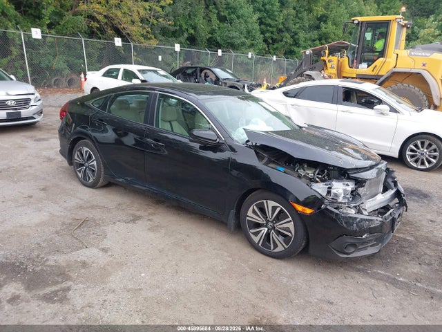 45995684 :رقم المزاد ، 2HGFC1F3XHH656983 vin ، 2017 Honda Civic Ex-t مزاد بيع