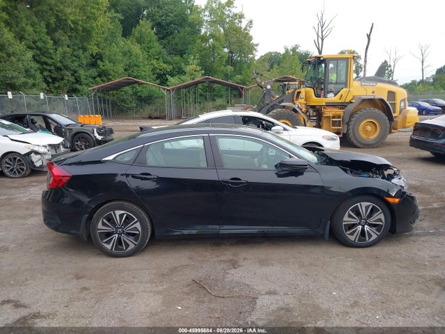 Продаж на аукціоні авто 2017 Honda Civic Ex-t, vin: 2HGFC1F3XHH656983, номер лоту: 45995684