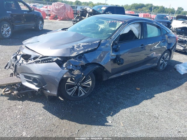 45995710 :رقم المزاد ، JHMFC1F33JX031582 vin ، 2018 Honda Civic Ex-t مزاد بيع