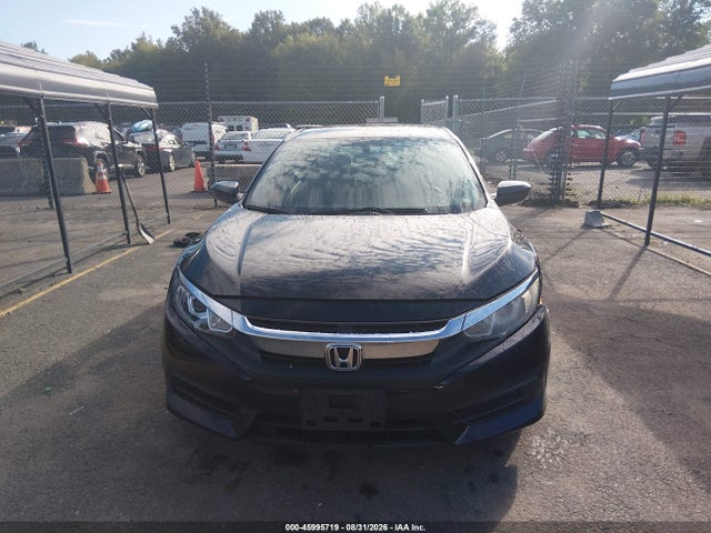 45995719 :رقم المزاد ، 19XFC2F58GE204479 vin ، 2016 Honda Civic Lx مزاد بيع