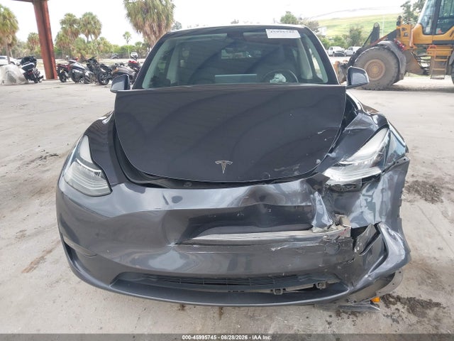 7SAYGAEE0PF597027 Tesla Model Y Awd/long Range Dual Motor All-wheel Drive