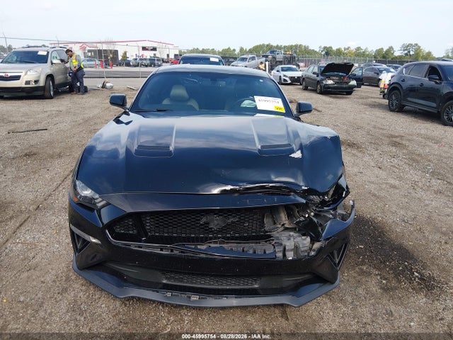 45995754 :رقم المزاد ، 1FA6P8CF5J5176072 vin ، 2018 Ford Mustang Gt مزاد بيع