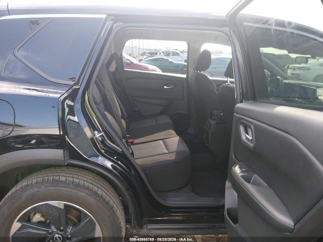 5N1BT3BA2RC691577 Nissan Rogue Sv Fwd