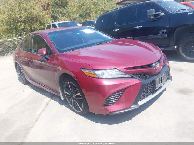 Toyota CAMRY XSE 2018 4T1B61HK5JU631433 zdjęcie główne