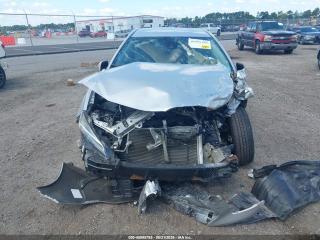 2018 Toyota Corolla L მანქანა იყიდება აუქციონზე, vin: 5YFBURHE2JP764926, აუქციონის ნომერი: 45995785