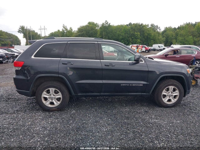 Продажа на аукционе авто 2015 Jeep Grand Cherokee Laredo, vin: 1C4RJFAG5FC853021, номер лота: 45995798