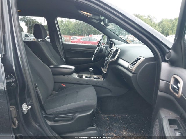 Продажа на аукционе авто 2015 Jeep Grand Cherokee Laredo, vin: 1C4RJFAG5FC853021, номер лота: 45995798