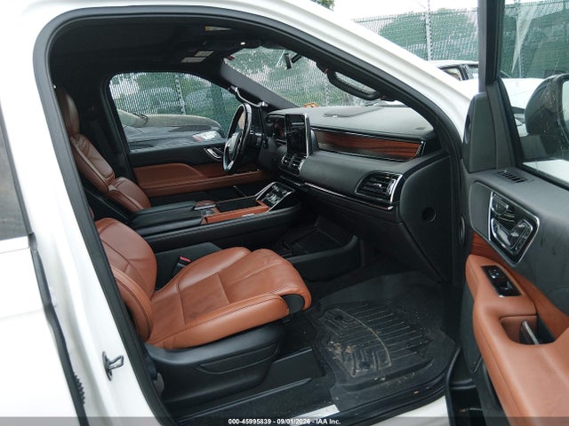 5LMJJ2LT1KEL08389 Lincoln Navigator Reserve